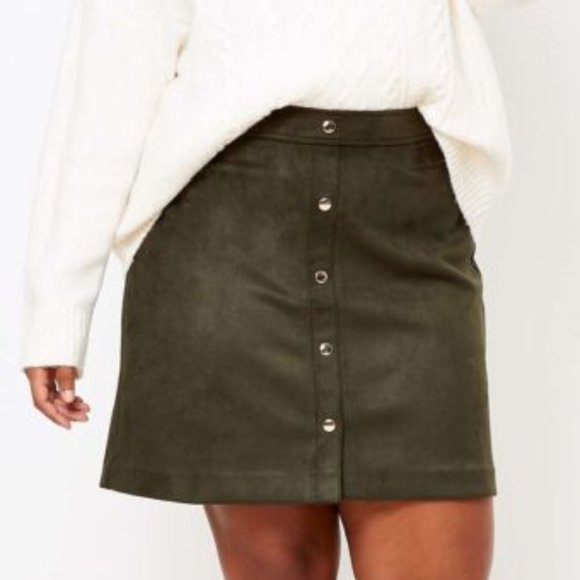 LOFT Dresses & Skirts - NWT LOFT Army Green Suede Skirt - size 20